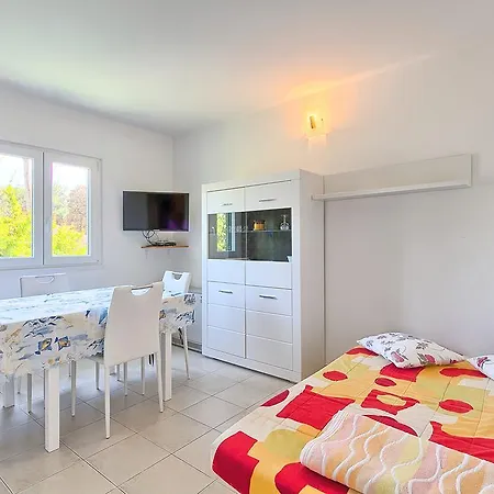 Kamenjak Апартаменты